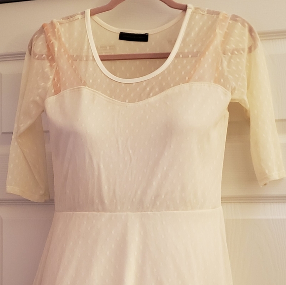 Off White Lace Dress With Sheer Top and Sleeves - Picture 2 of 7